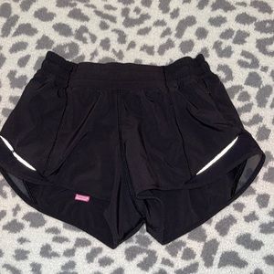 Lulu lemon hotty hot shorts
